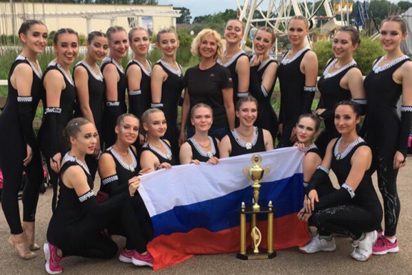 Gubkin University team “Barrel” became the silver medalist of the ELITE Cheerleading Championship